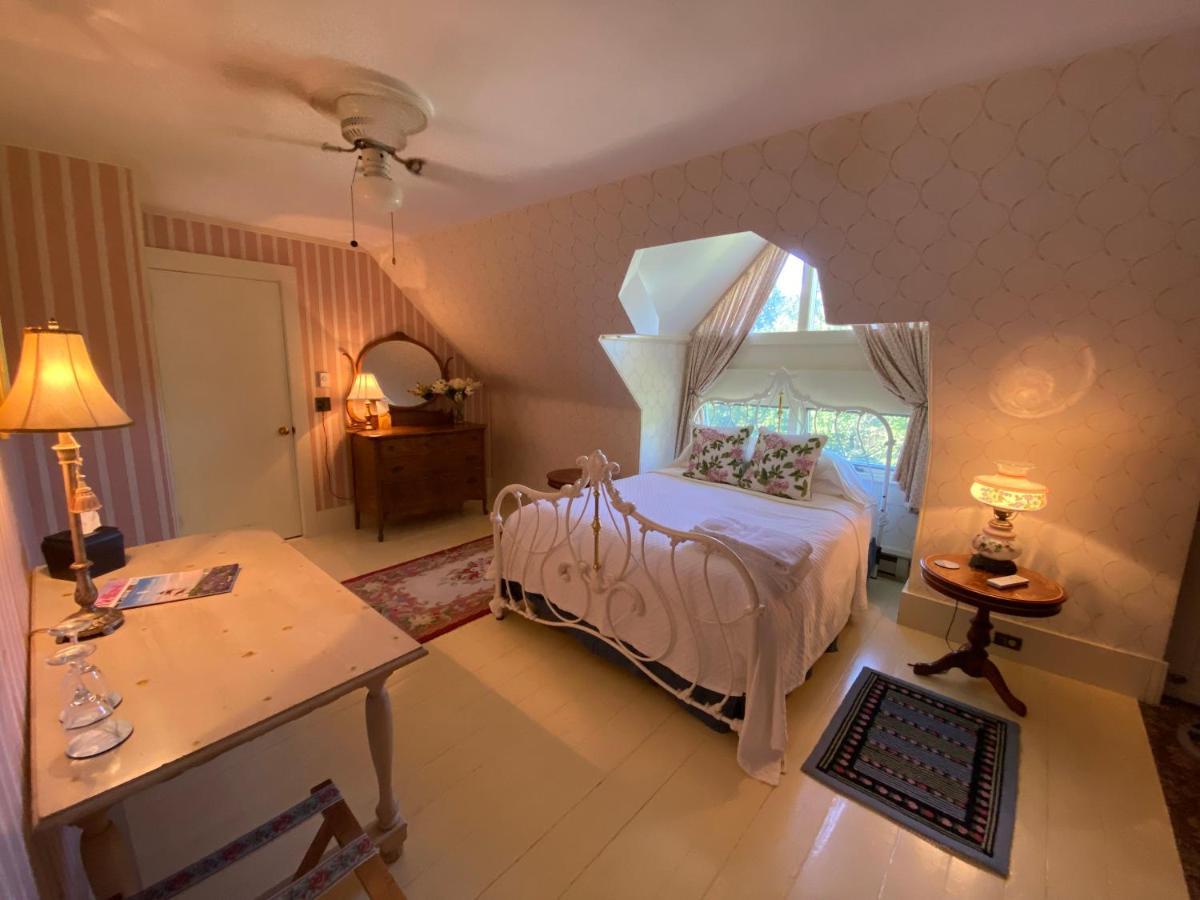 Bed and Breakfast Victorian By The Sea Лінколнвіль Екстер'єр фото